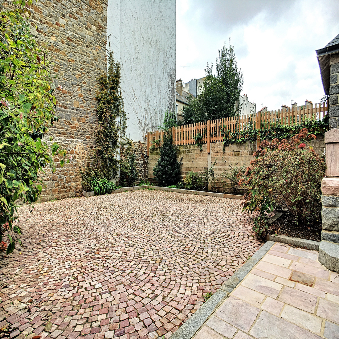 vente Demeure familiale - Centre ville - Saint-Brieuc | Le ...